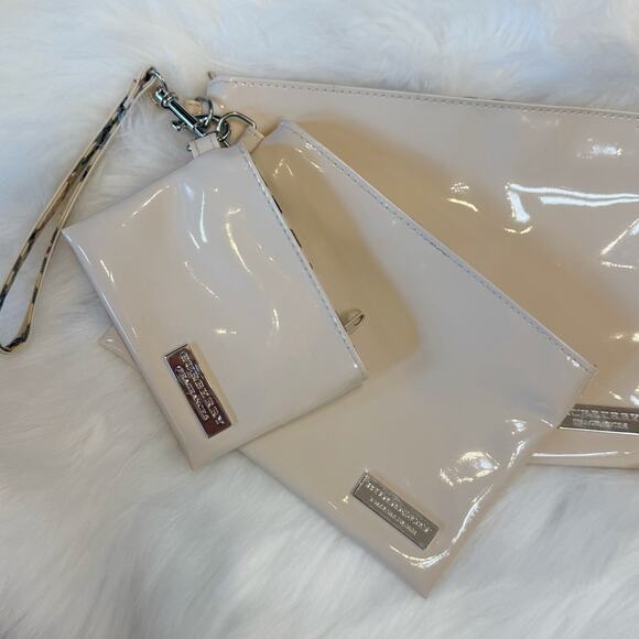 Set of 3 Authentic Burberry Cosmetic Pouches - Picture 2 of 5